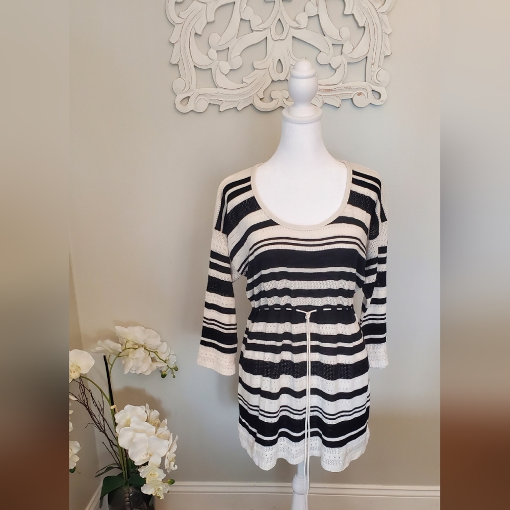 Motherhood Maternity 3/4 Sleeve Knit Sweater. Black and white stripes size L.
